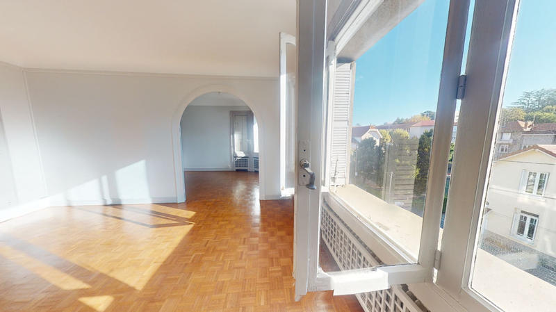 Appartement - 85 m² - 3 pièces