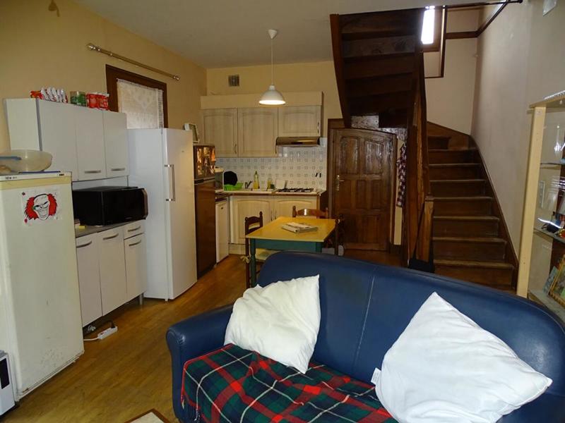 Maison - 234 m² - 11 pièces