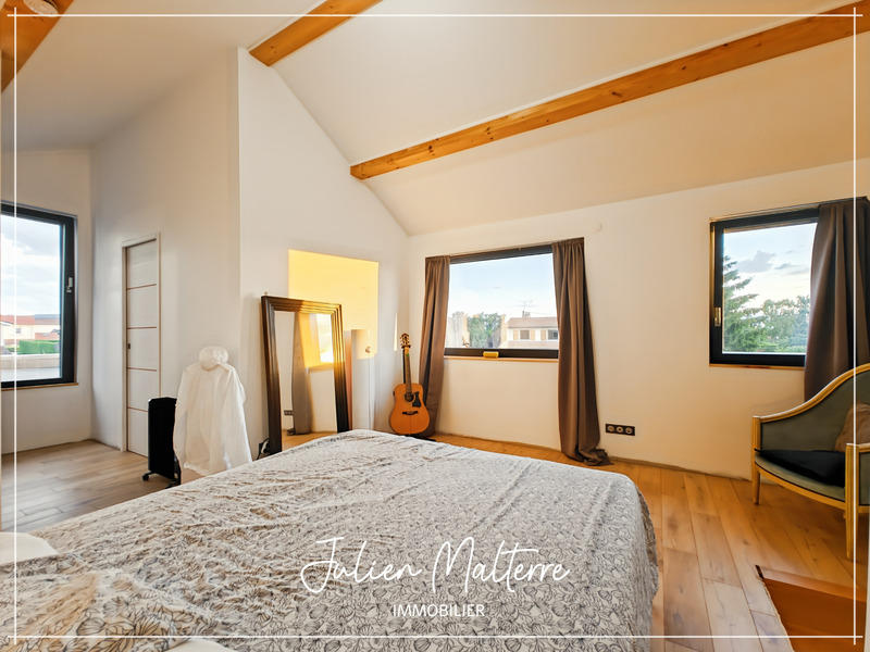 Maison - 147 m² - 6 pièces