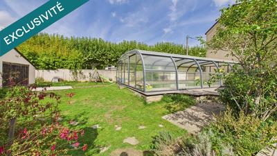 Maison - 240 m² - 6 pièces