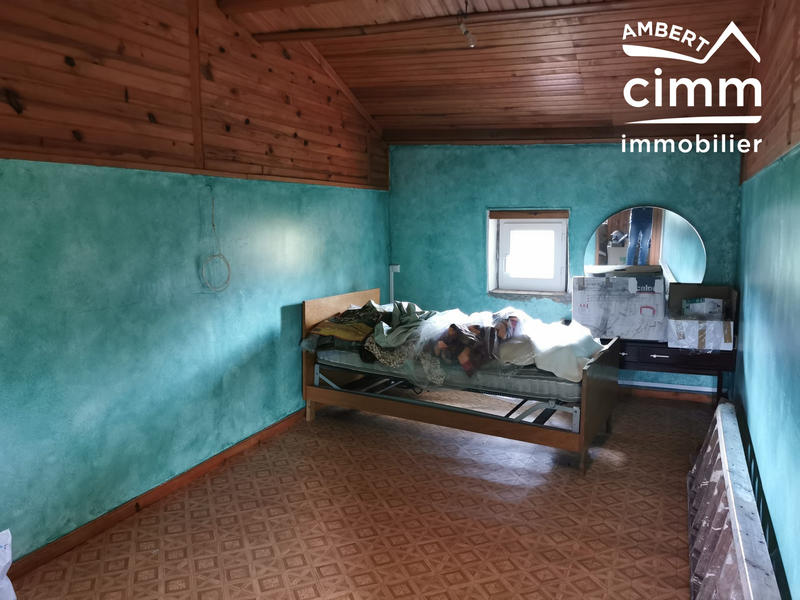 Maison - 90 m² - 5 pièces