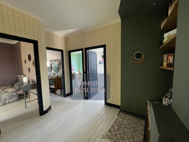 Propriété - 155 m² - 8 pièces