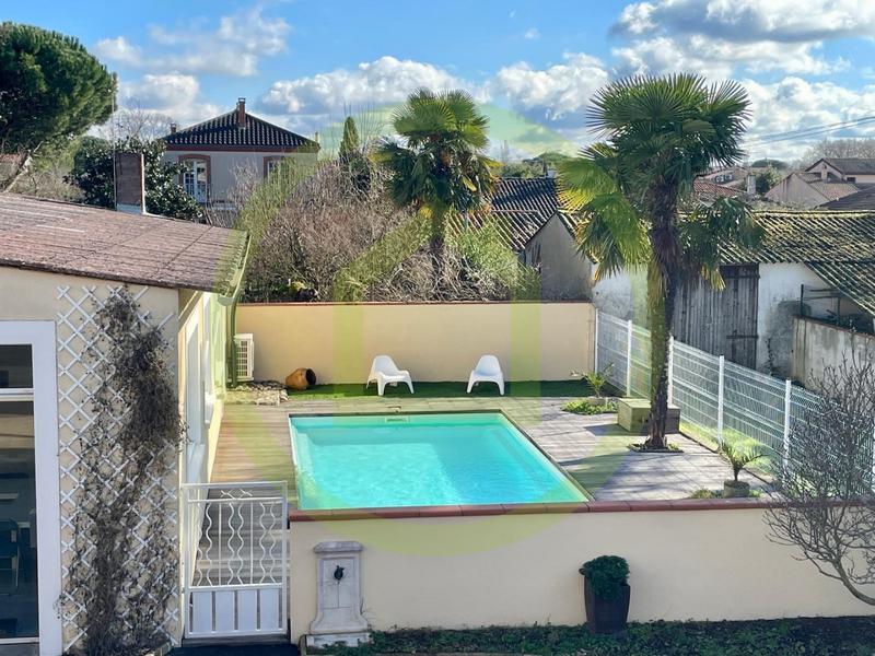 Maison - 173 m² - 8 pièces