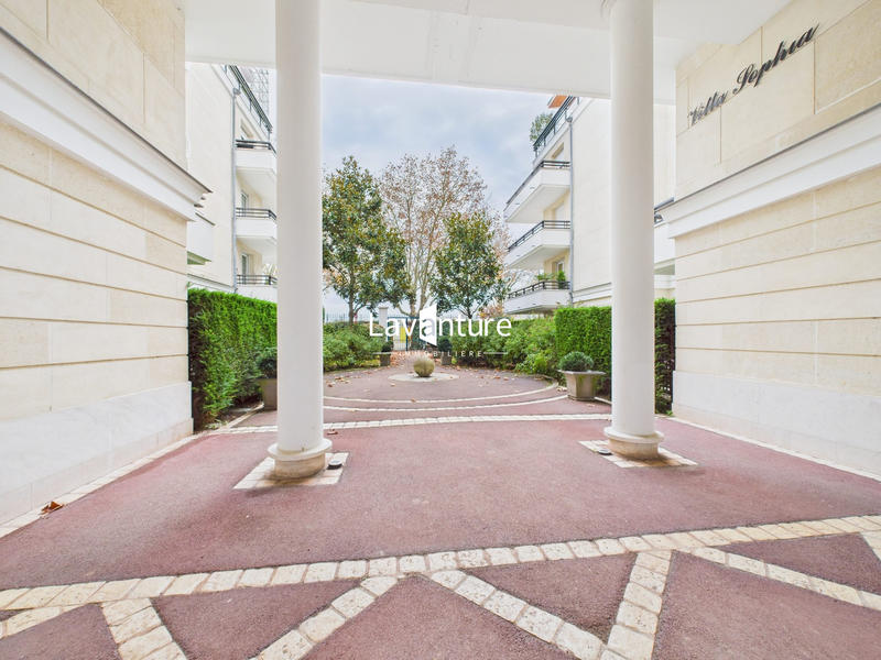 Appartement - 83 m² - 3 pièces