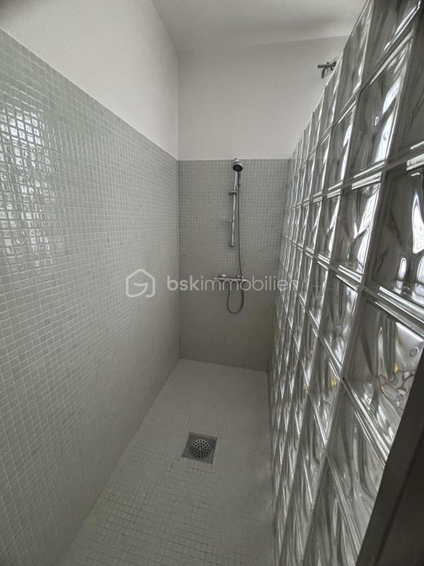 Maison - 166 m² - 6 pièces