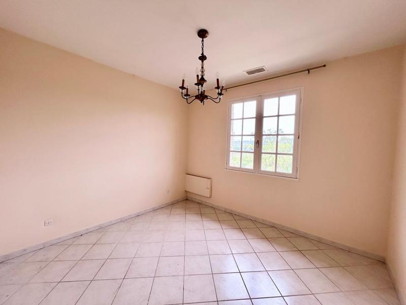 Maison - 151 m² - 6 pièces