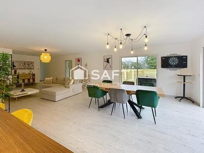 Maison - 136 m² - 4 pièces