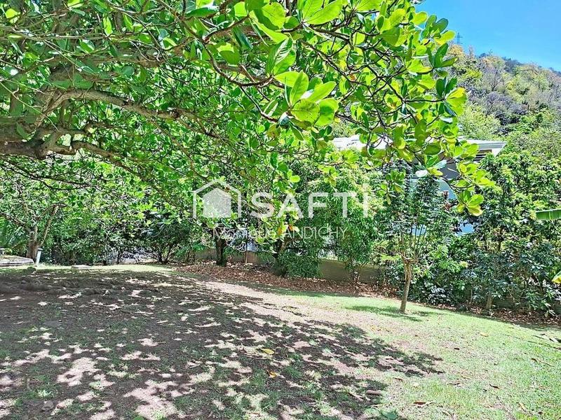 Villa - 180 m² - 5 pièces