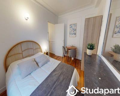 Chambre - 50 m² - 1 pièce