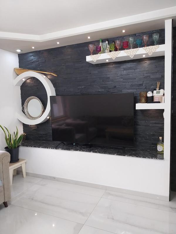 Maison - 220 m² - 10 pièces