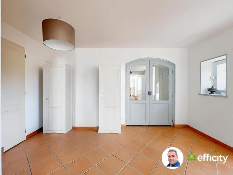 Longère - 320 m² - 7 pièces