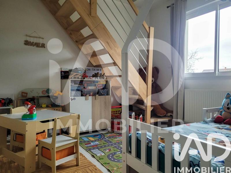Maison - 137 m² - 7 pièces