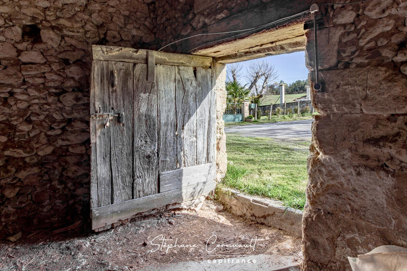 Grange - 210 m² - 3 pièces