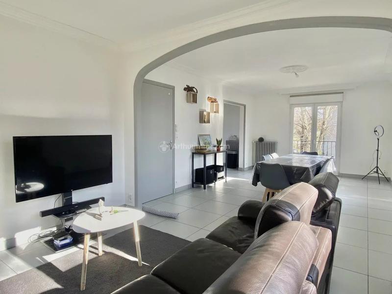 Immeuble - 134 m² - 8 pièces