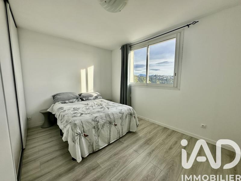 Maison - 122 m² - 5 pièces