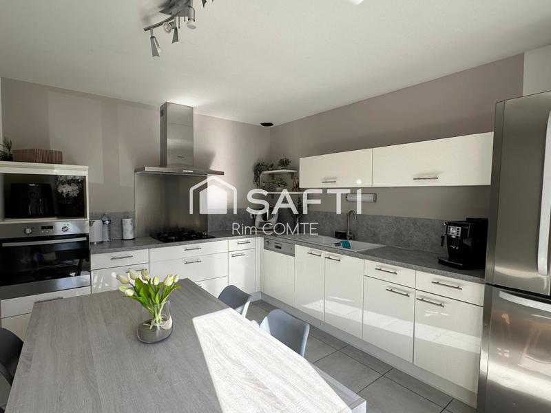 Maison - 130 m² - 5 pièces