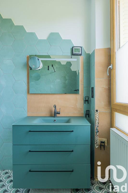 Maison - 257 m² - 8 pièces