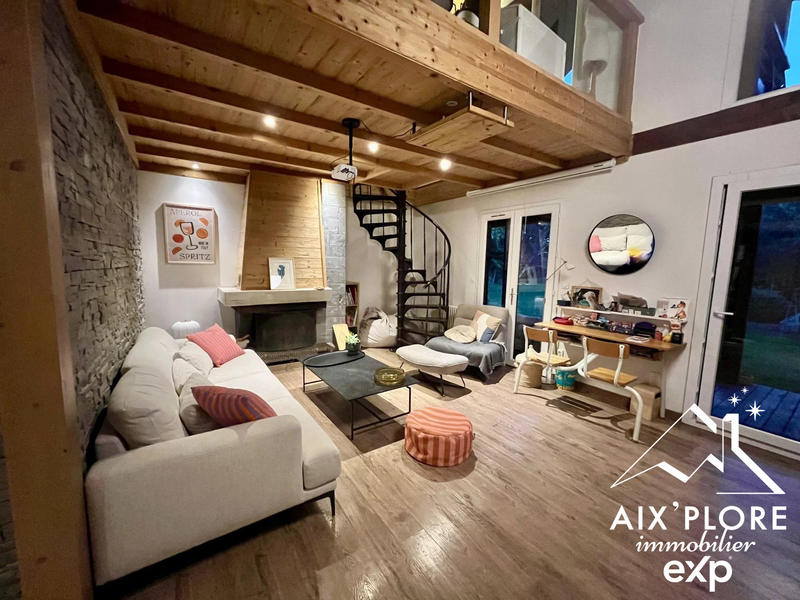 Maison - 96 m² - 4 pièces