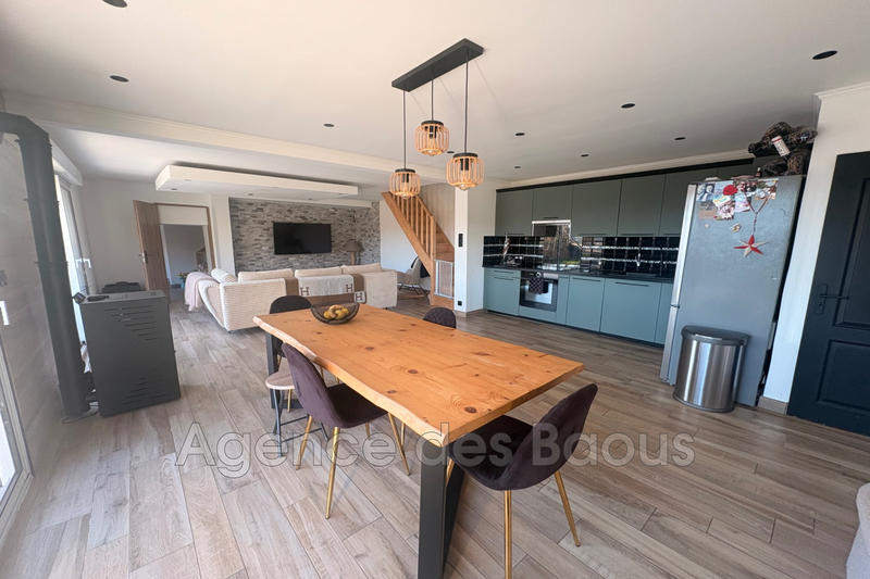 Maison - 136 m² - 5 pièces