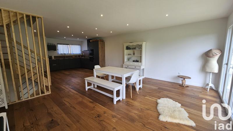 Maison - 150 m² - 5 pièces