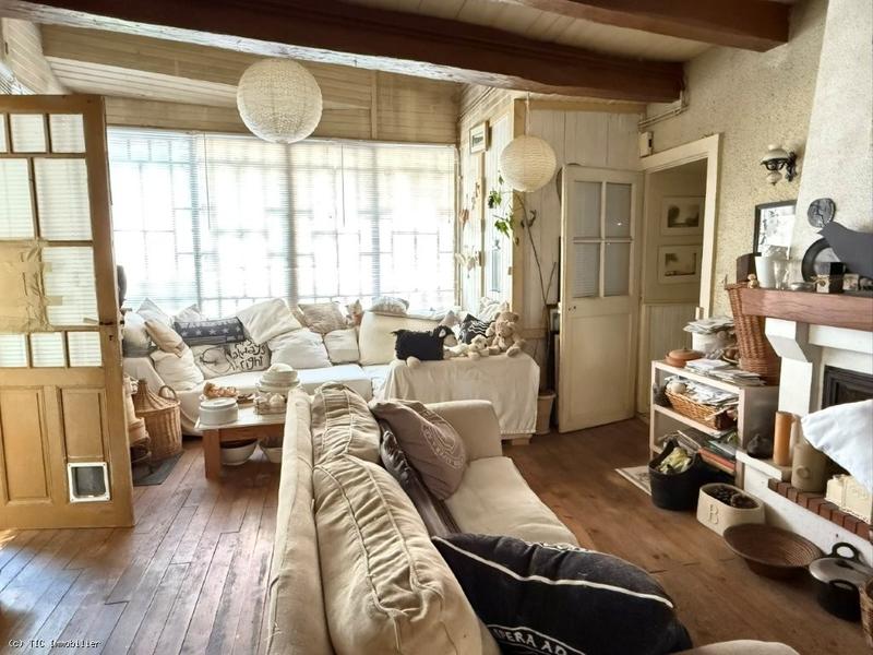 Maison de ville - 103 m² - 9 pièces