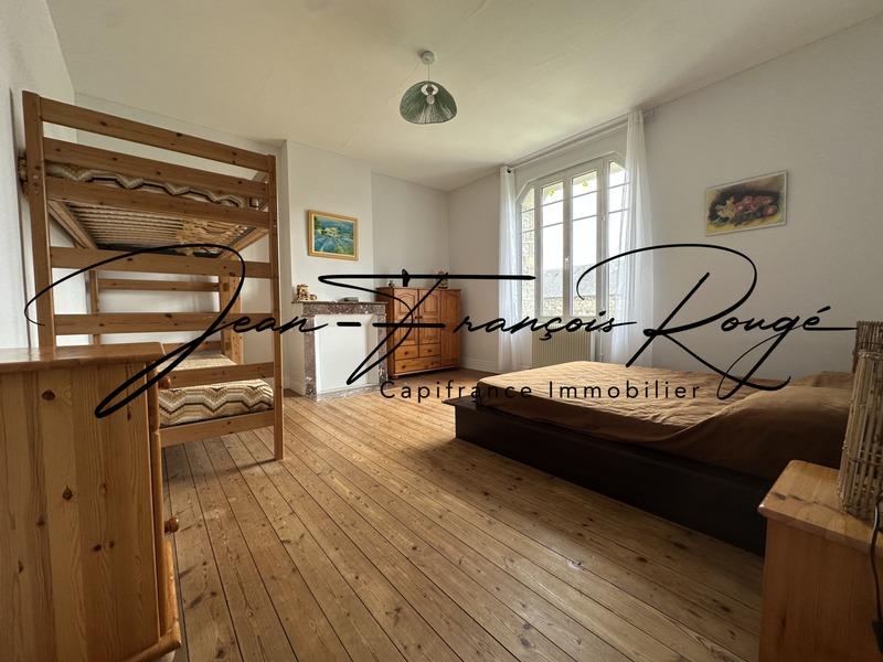 Maison - 145 m² - 7 pièces