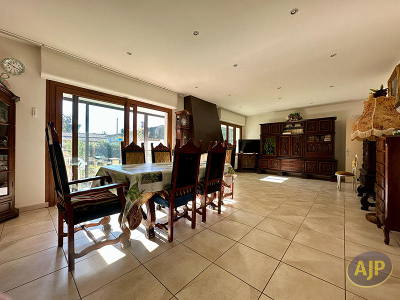 Maison - 134 m² - 4 pièces