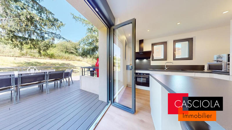 Maison - 170 m² - 6 pièces