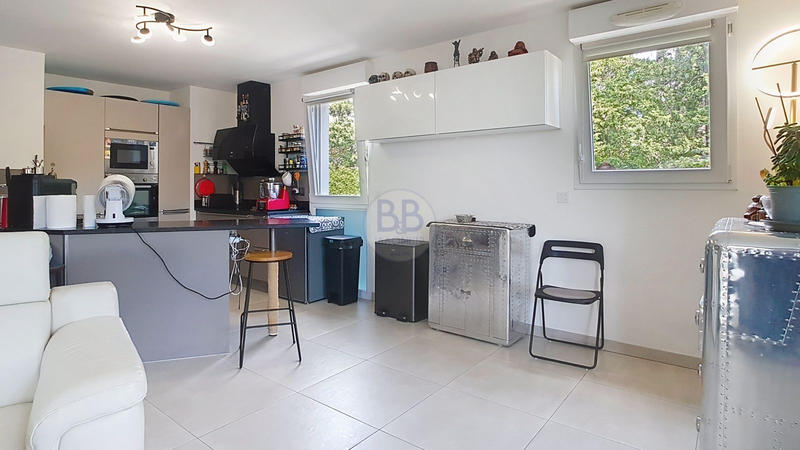 Appartement - 77 m² - 3 pièces