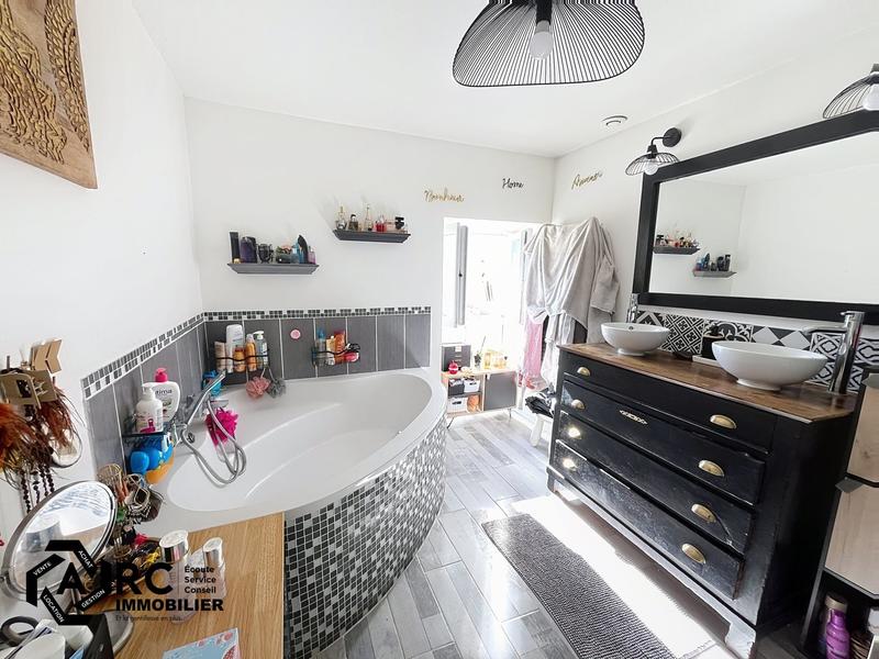 Maison - 119 m² - 5 pièces