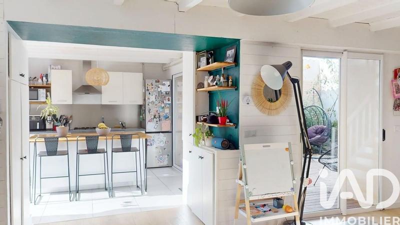 Maison - 90 m² - 4 pièces