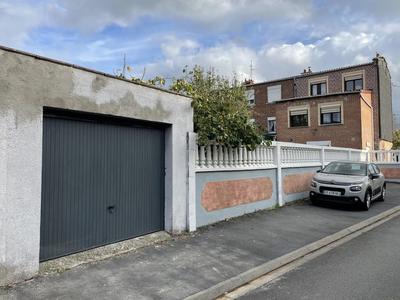 Maison - 122 m² - 5 pièces