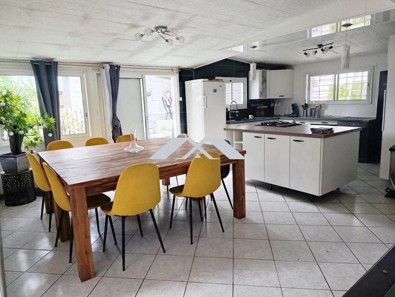 Villa - 161 m² - 7 pièces