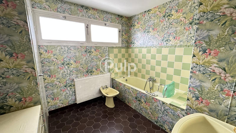 Maison - 150 m² - 8 pièces