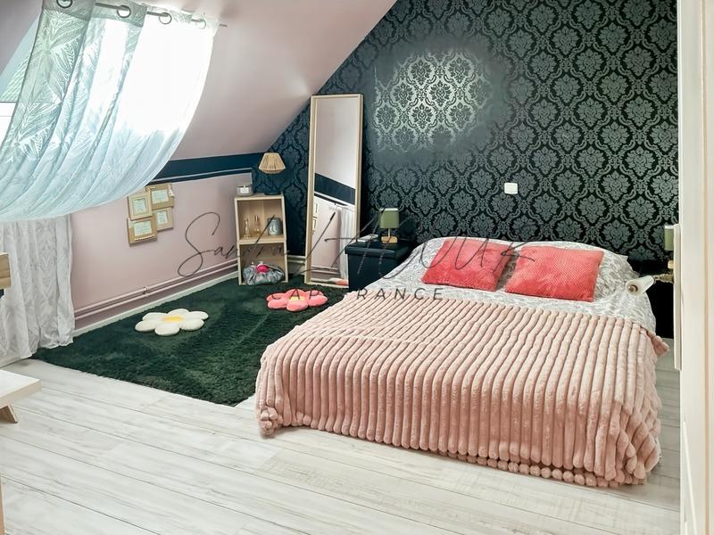 Maison - 127 m² - 5 pièces