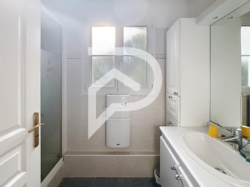 Appartement - 102 m² - 4 pièces