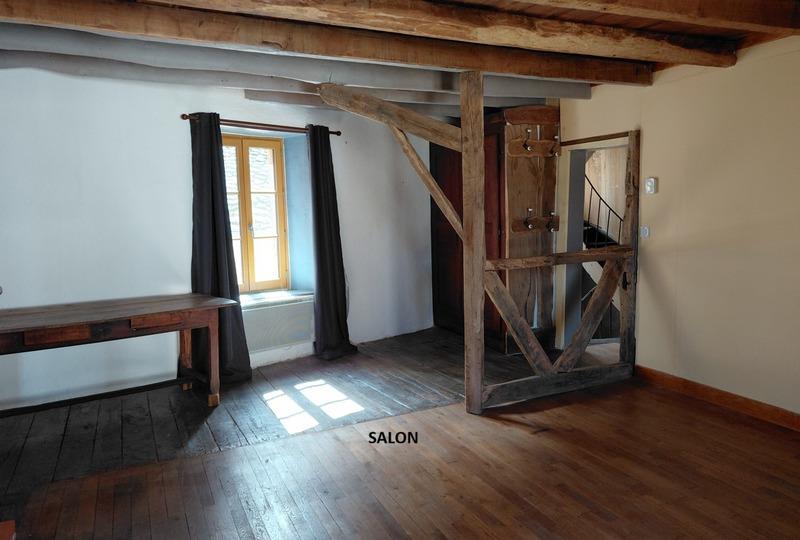 Maison - 220 m² - 8 pièces