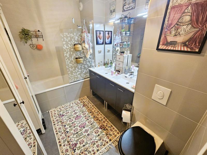 Appartement - 115 m² - 5 pièces