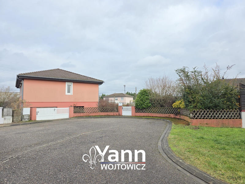 Maison - 86 m² - 5 pièces