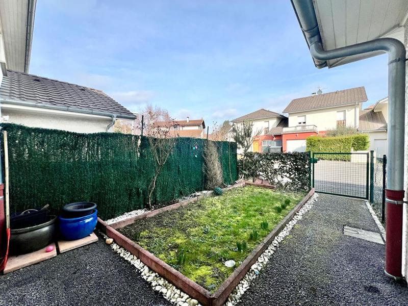 Maison - 98 m² - 5 pièces