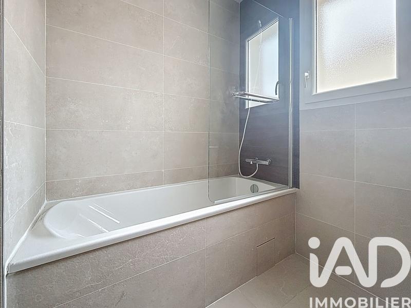 Maison - 105 m² - 4 pièces