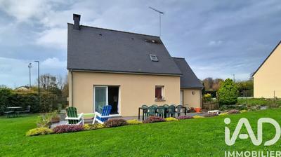 Maison - 81 m² - 6 pièces