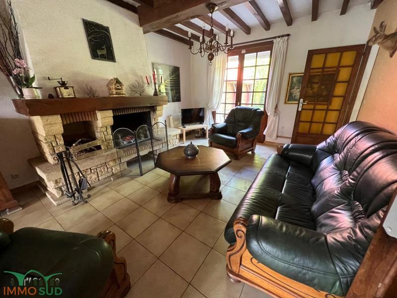 Propriété - 200 m² - 8 pièces