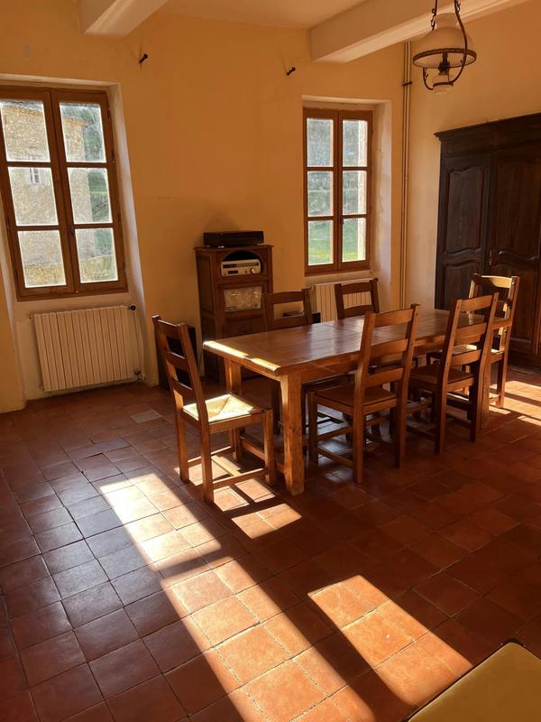 Propriété - 190 m² - 7 pièces