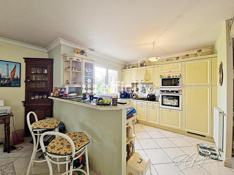 Pavillon - 165 m² - 6 pièces