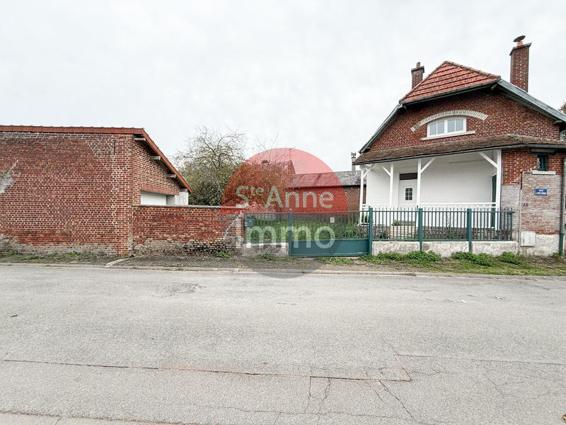 Maison - 80 m² - 4 pièces