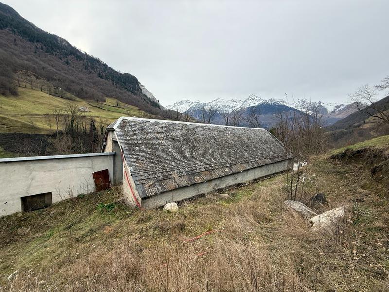 Propriété - 100 m² - 3 pièces