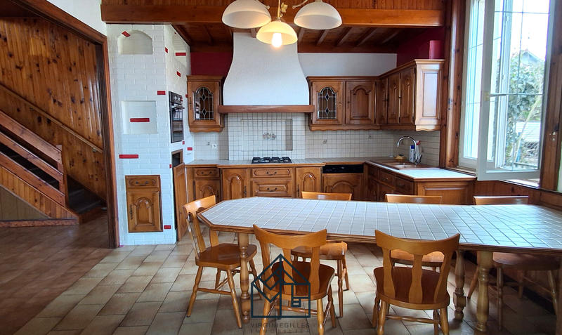 Maison - 85 m² - 5 pièces