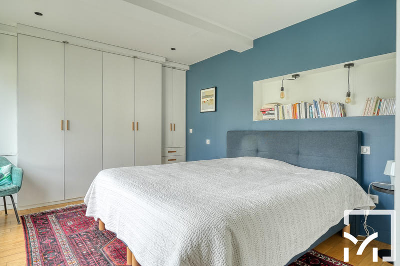 Maison - 180 m² - 7 pièces