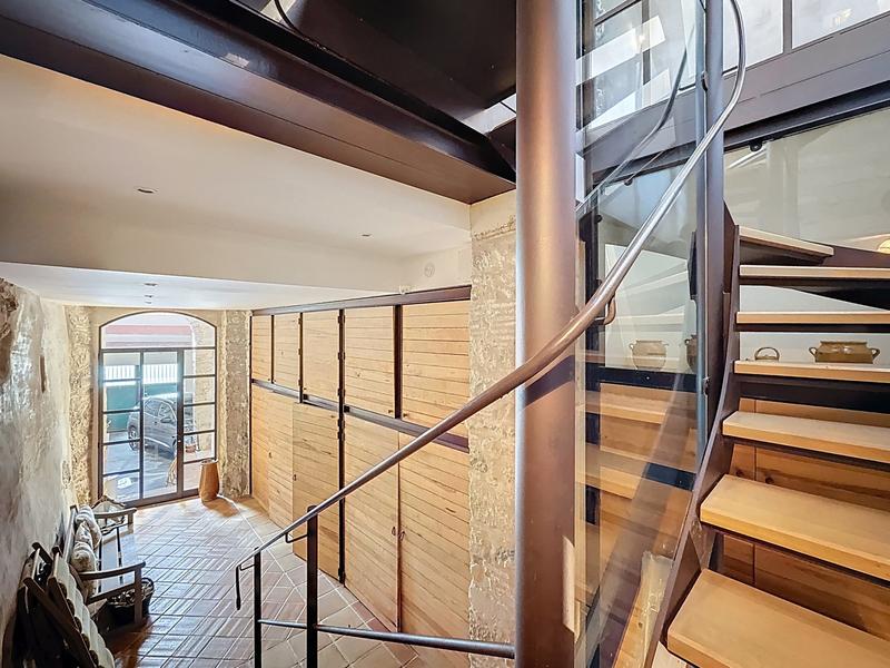 Maison traditionnelle - 177 m² - 5 pièces